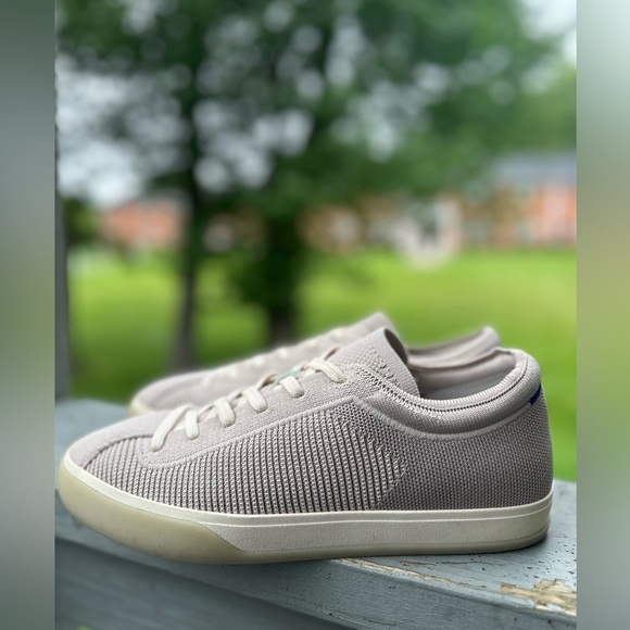 ROTHY’S Women’s 10 Light Gray Lace Up Sneaker Tennis Shoe Washable EXCELLENT! - Picture 2 of 13